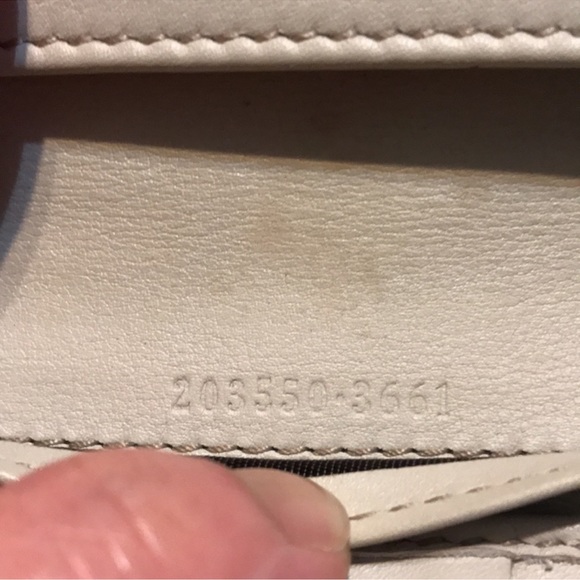 GUCCI Long Wallet authentic - Picture 8 of 16